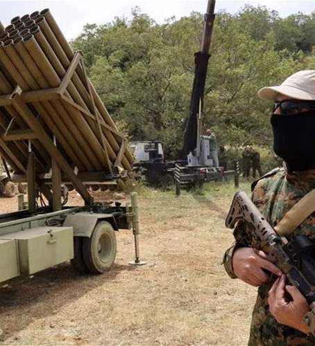 مقاتل من "حزب الله" يسلم نفسه للجيش الإسرائيلي.. والسبب؟ 