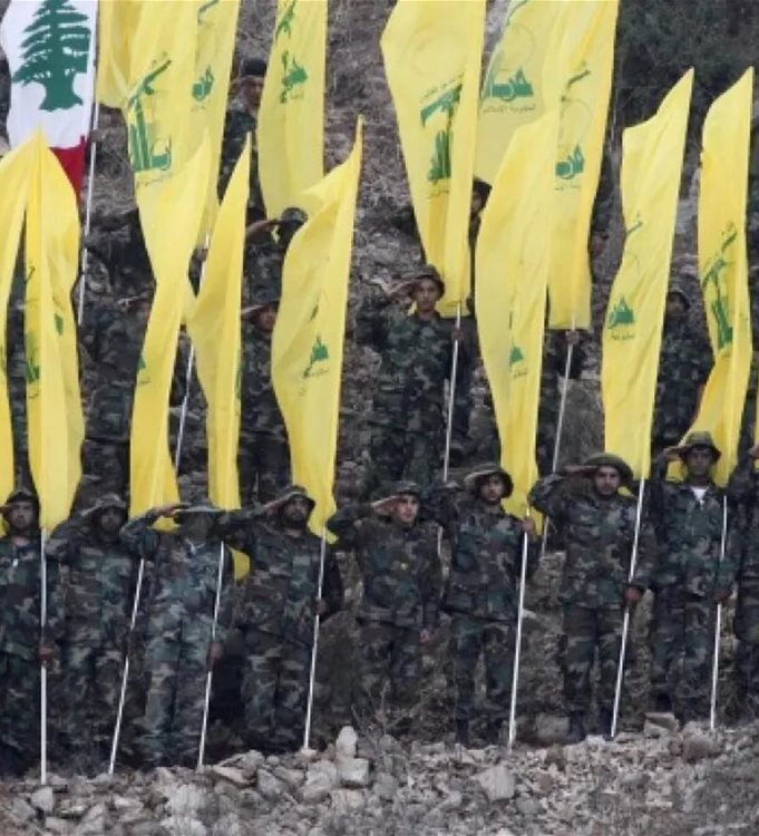 بالأسماء.. الادعاء على قيادي في حزب الله و11 شخصًا بتهمة الإرهاب