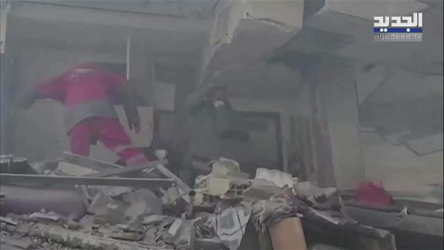 في اليوم 12 من الحرب قصف متبادل بالصواريخ والمسيرات 