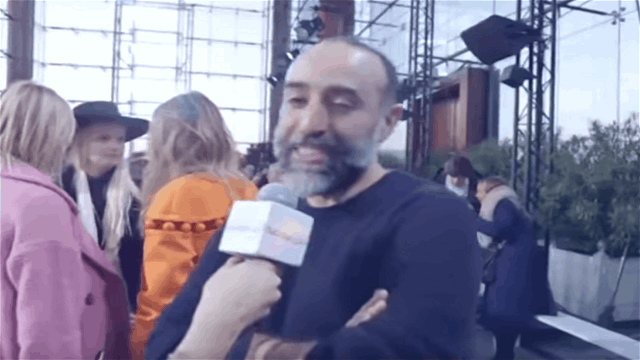 الفيديو الكامل
