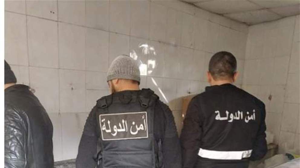 "أجبان معفّنة وألبان من موادّ جيلاتينيّة غير صالحة".. أمن الدولة ووزارة الاقتصاد تداهمان معمل للألبان والأجبان في دير عمار