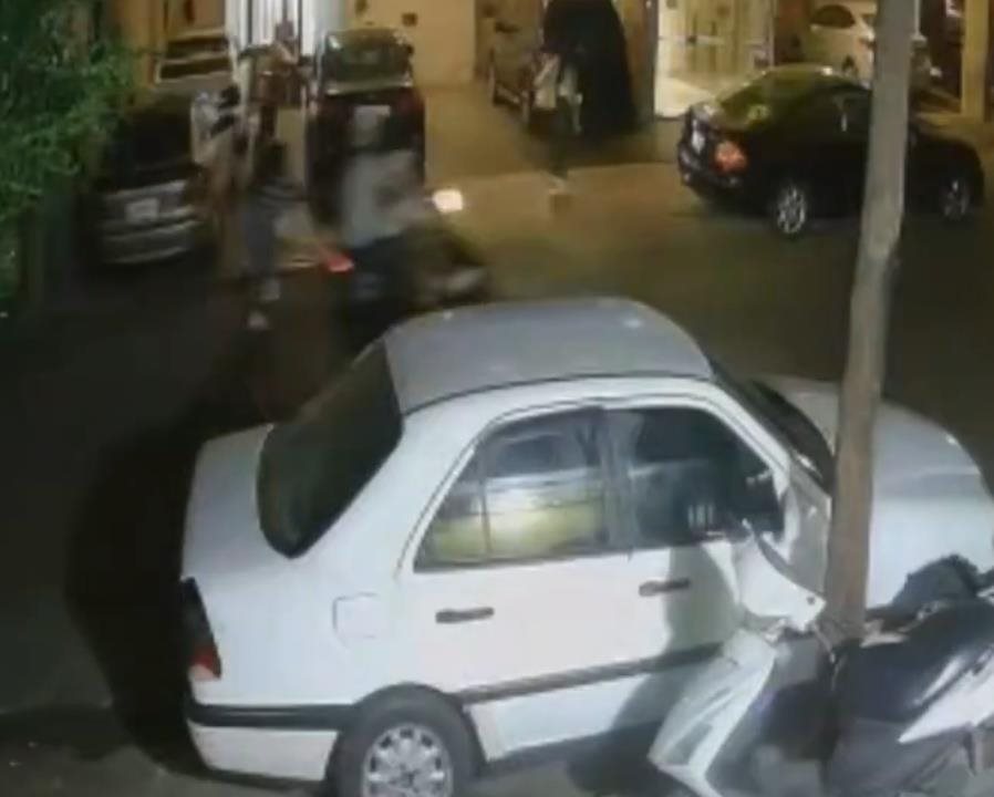 In Beirut: Theft and injury (video)